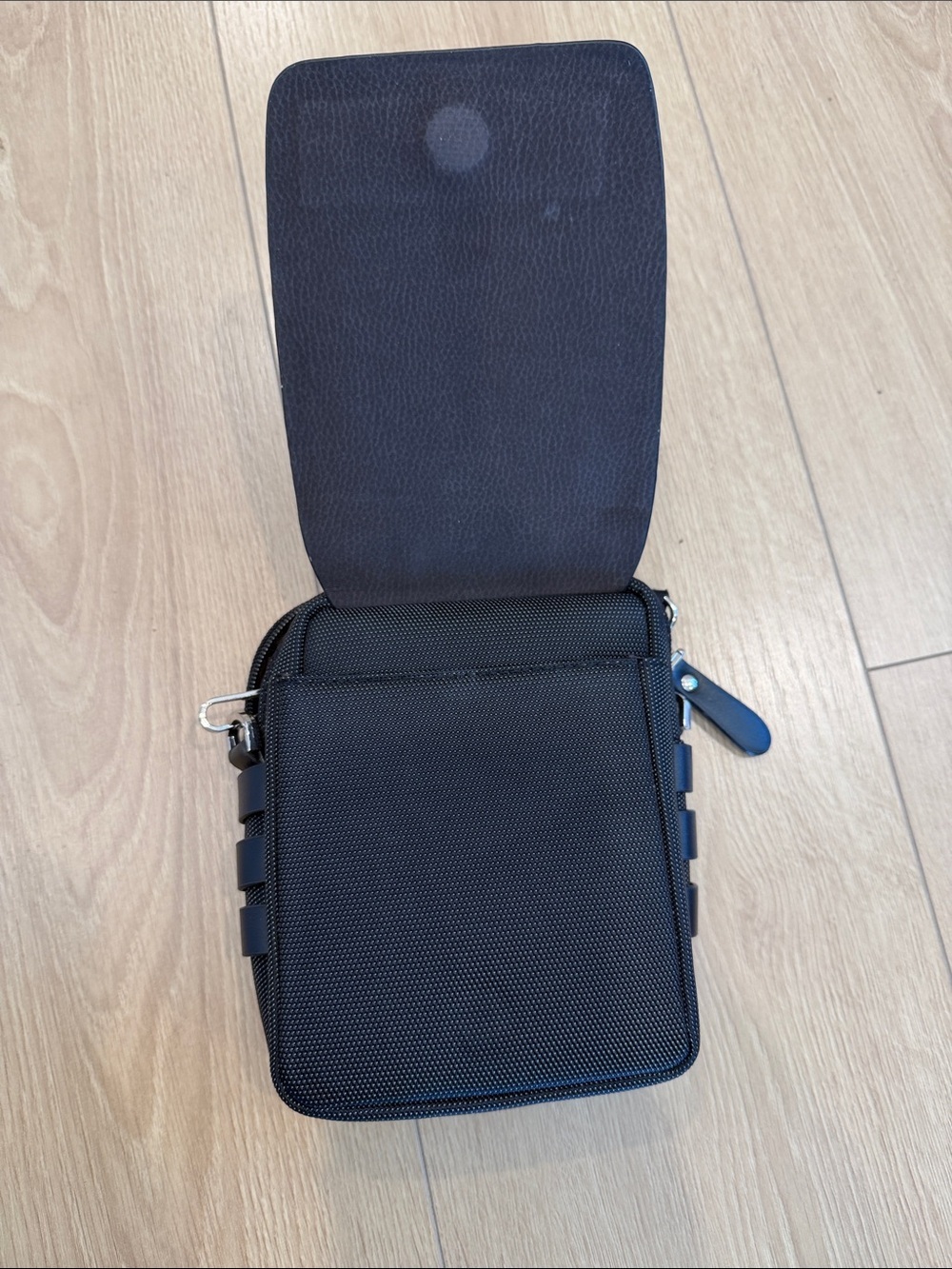 MEIYANUO Tactical Utility Small Belt Bag Crossbody Purse Black With Excellent C - Picture 6 of 9